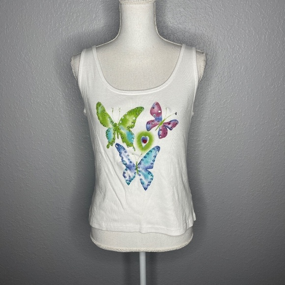 White tank top with butterflies‎ design - Picture 1 of 7